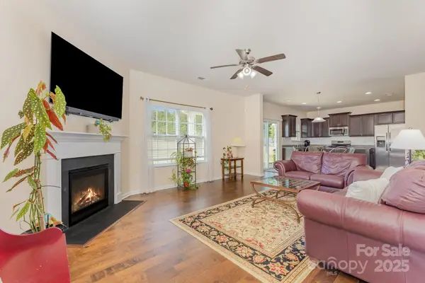 197 Crimson Queen DR, Blythewood, SC 29016