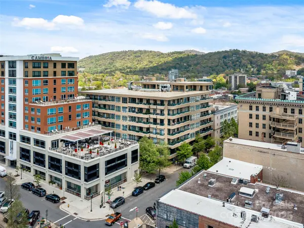 21 Battery Park AVE #607, Asheville, NC 28801