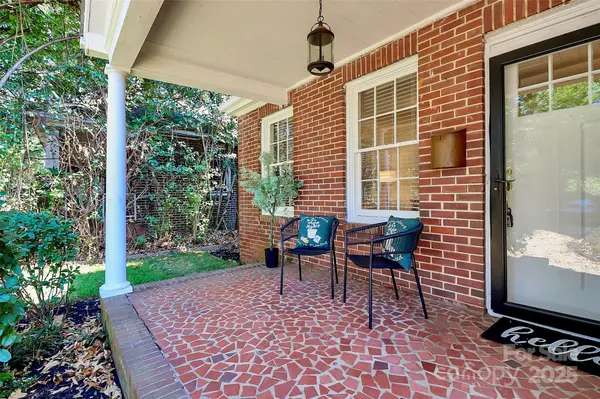 2226 Wilmore DR, Charlotte, NC 28203