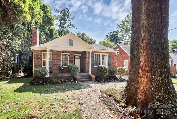 2226 Wilmore DR, Charlotte, NC 28203