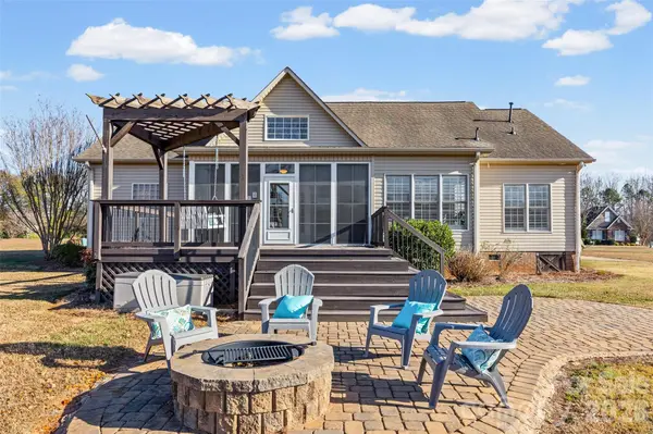310 Clarendon Estates DR, Clover, SC 29710