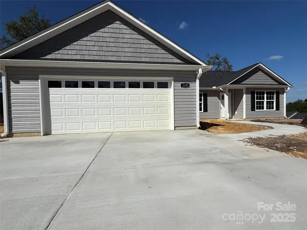 3347 Silver Fox CIR, Lancaster, SC 29720