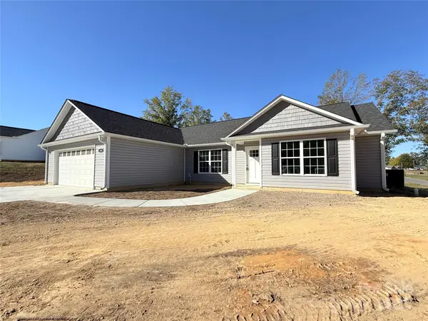 3347 Silver Fox CIR, Lancaster, SC 29720