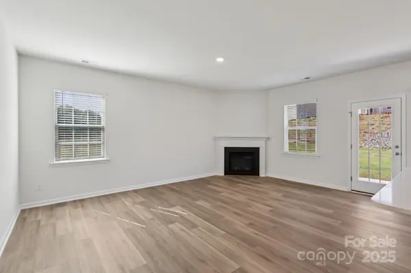 3919 Caroline CT NW, Conover, NC 28613