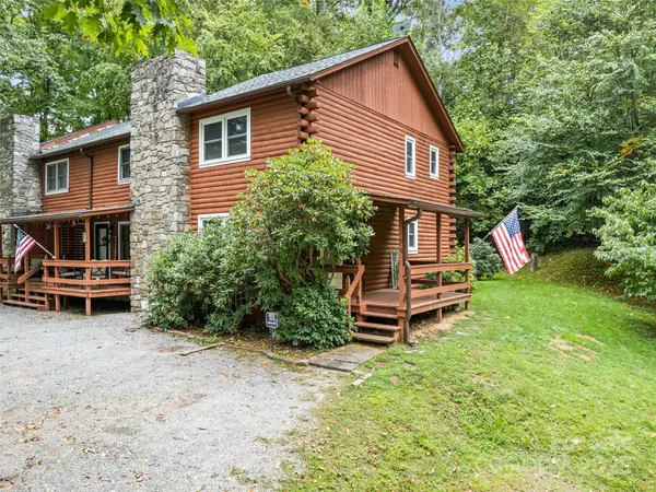 24 Katydid LN, Maggie Valley, NC 28751