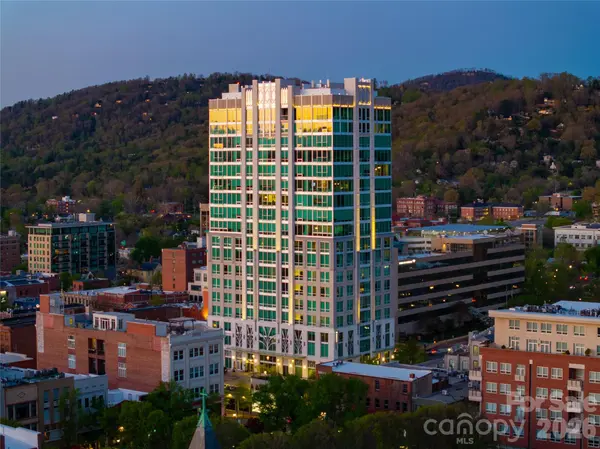 7 Patton AVE #1207, Asheville, NC 28801