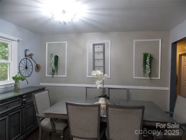 314 Cypress ST, Hudson, NC 28638