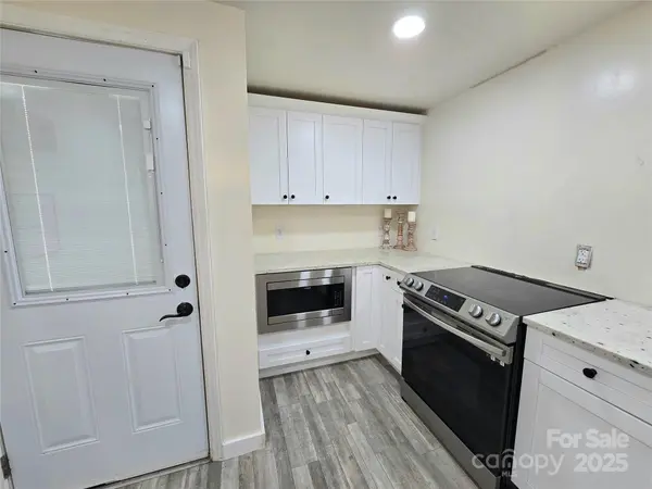 1906 E Innes ST, Salisbury, NC 28146