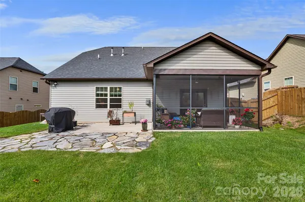 190 Water Leaf DR, Weaverville, NC 28787