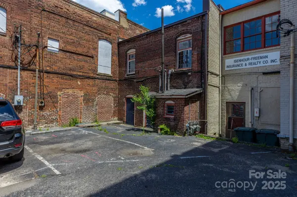 122 N Main ST, Salisbury, NC 28144