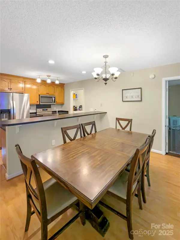 1543 Cambridge Heights PL NW, Concord, NC 28027