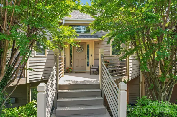 14118 Yachtsman Harbor DR, Charlotte, NC 28278