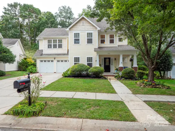 9511 Yearwood LN, Charlotte, NC 28214