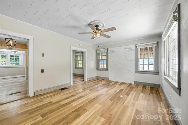 515 Suttle ST, Shelby, NC 28150