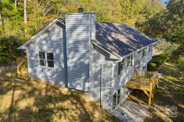 10 Evening Shade DR, Weaverville, NC 28787