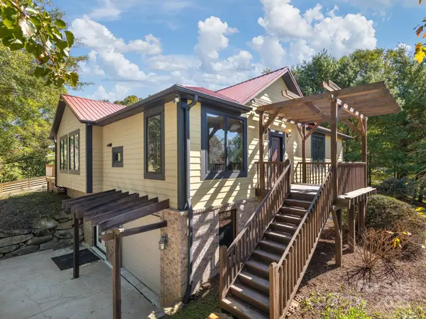 5 North Valley DR,  Weaverville,  NC 28787
