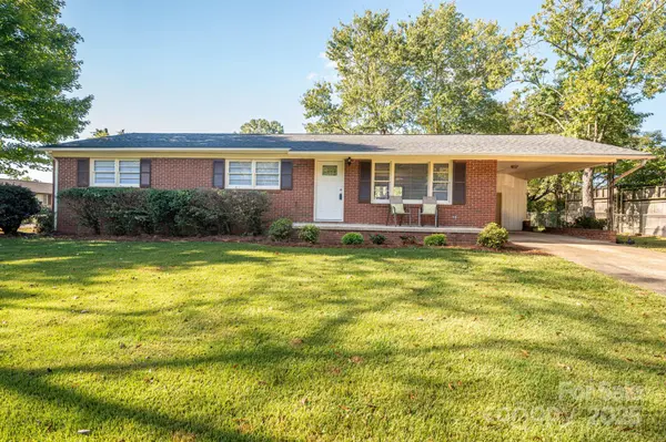 3501 Cinderella DR #7, Dallas, NC 28034