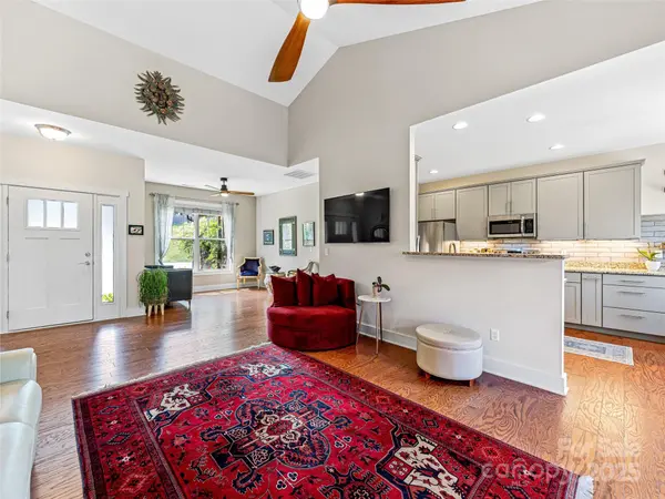 315 Wild Ginger CT, Weaverville, NC 28787