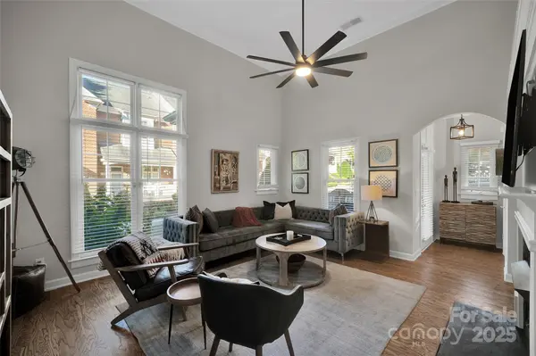 4937 South Hill View DR, Charlotte, NC 28210