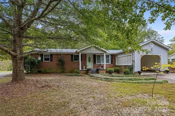 151 Debby LN, Rutherfordton, NC 28139