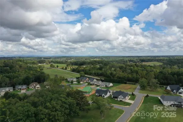 4551 Holly CIR NE, Conover, NC 28613