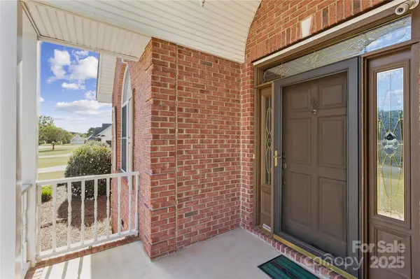 807 Tranquil Knoll LN, York, SC 29745