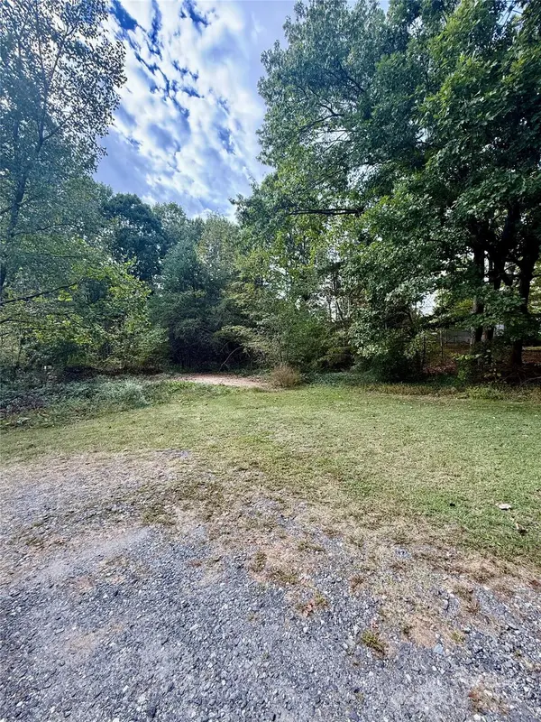 1005 27th ST NE, Conover, NC 28613