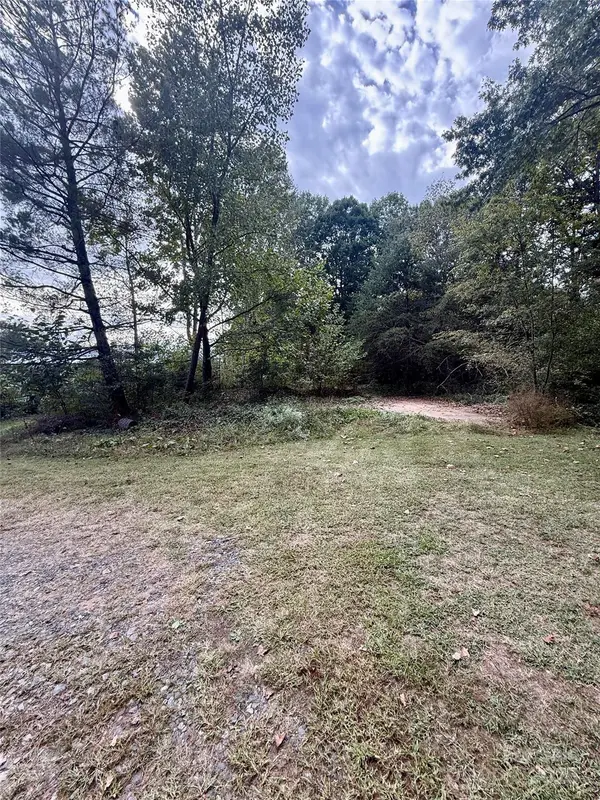 1005 27th ST NE, Conover, NC 28613
