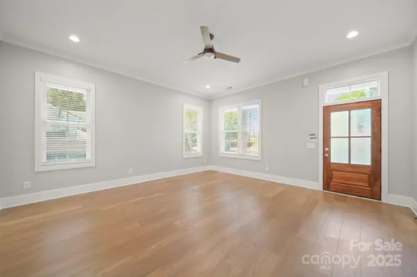 2420 Grimes ST, Charlotte, NC 28206