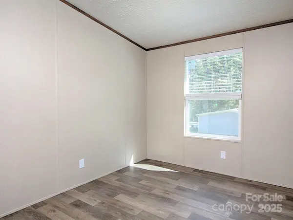 8027 Rowe ST, Catawba, NC 28609