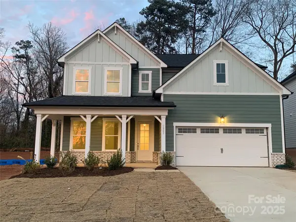 2922 audubon RDG #7, Belmont, NC 28012