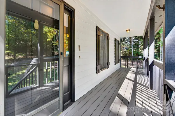 820 Lakey Gap RD, Black Mountain, NC 28711