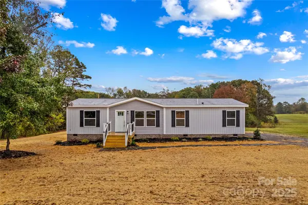 538 Eagle Mills RD, Hamptonville, NC 27020