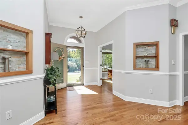 19 Bowen DR, Belmont, NC 28012