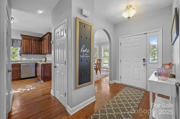 1348 Greenheather DR, Salisbury, NC 28147