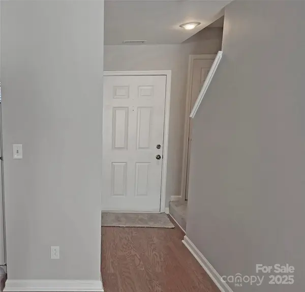 17450 Tuscany LN, Cornelius, NC 28031