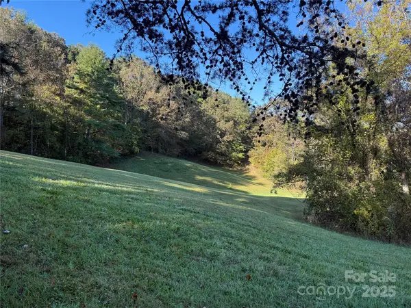 99999 Greenridge RD #2, Weaverville, NC 28787