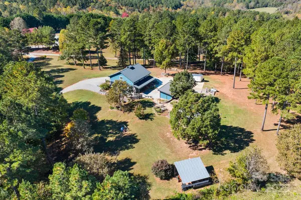 142 Riverside DR, Rutherfordton, NC 28139