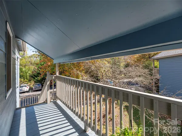 187 Tri Vista DR #1, Lake Junaluska, NC 28745
