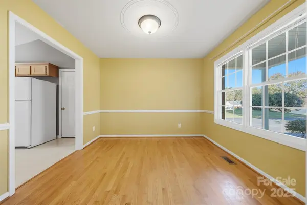 4858 Water Wheel DR, Conover, NC 28613