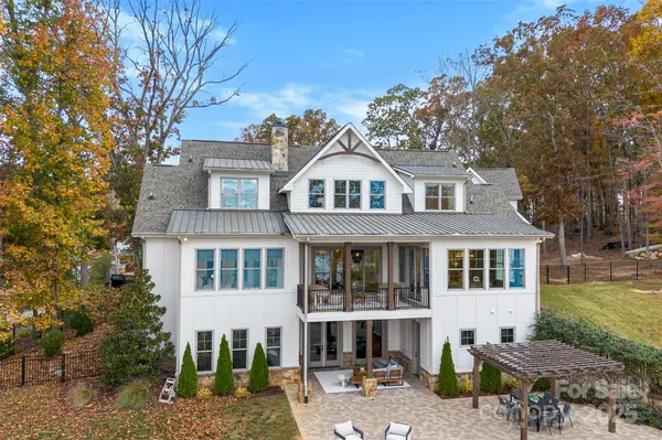 1037 Nutall Oak LN, Belmont, NC 28012