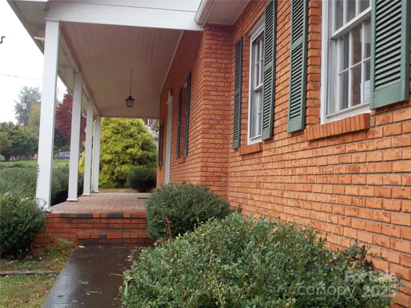 113 Eastwood Park DR, Lenoir, NC 28645