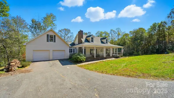 4820 29th Street DR NE, Hickory, NC 28601