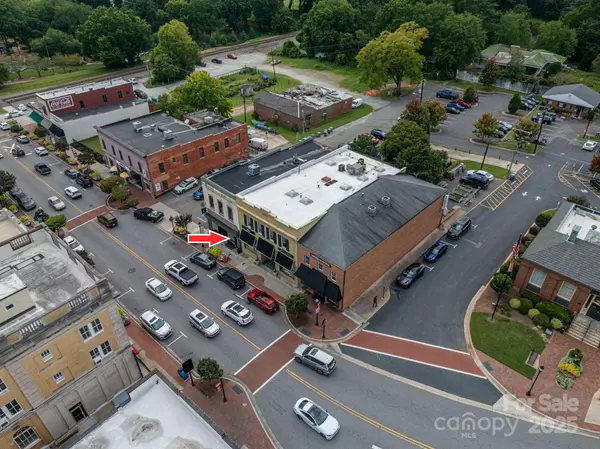 33 N Main ST, Belmont, NC 28012