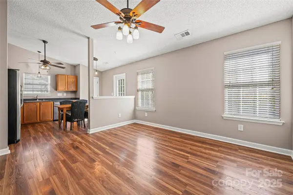 925 Anchor WAY NE, Kannapolis, NC 28083