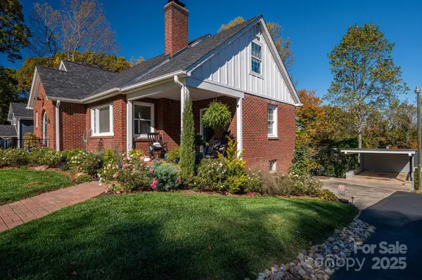 628 W 8th ST, Newton, NC 28658
