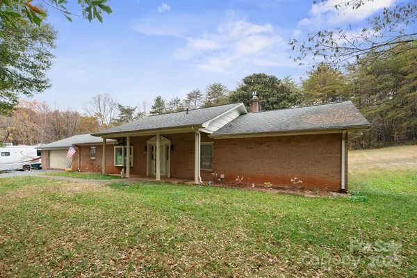 5260 Rifle Range RD, Conover, NC 28613