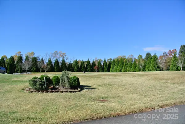 153 Kensington DR, Forest City, NC 28043