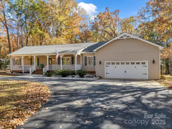 1615 Oak Park CT,  Iron Station,  NC 28080