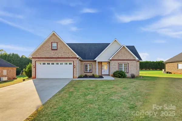 116 Postell DR, Statesville, NC 28625